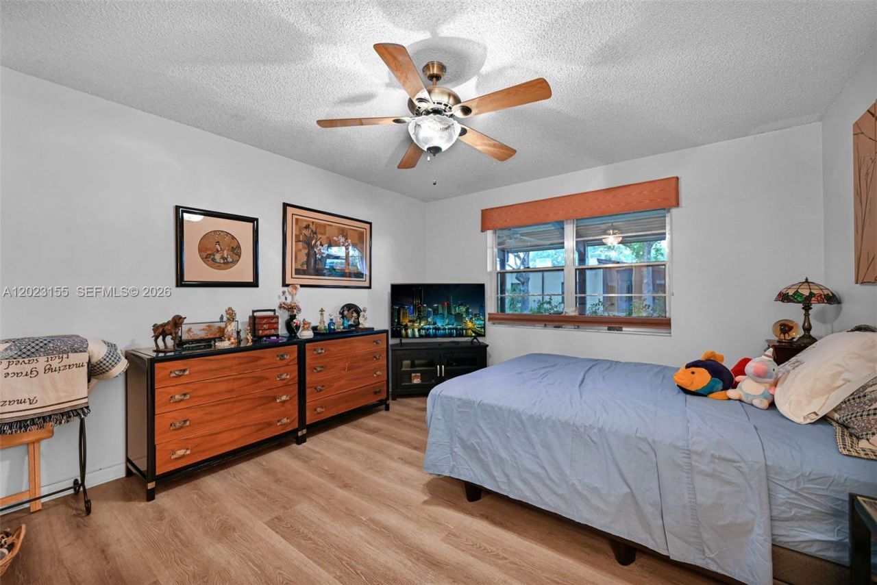 330 Briarwood Cir , Unit 3-19, Hollywood, FL 33024 Photo