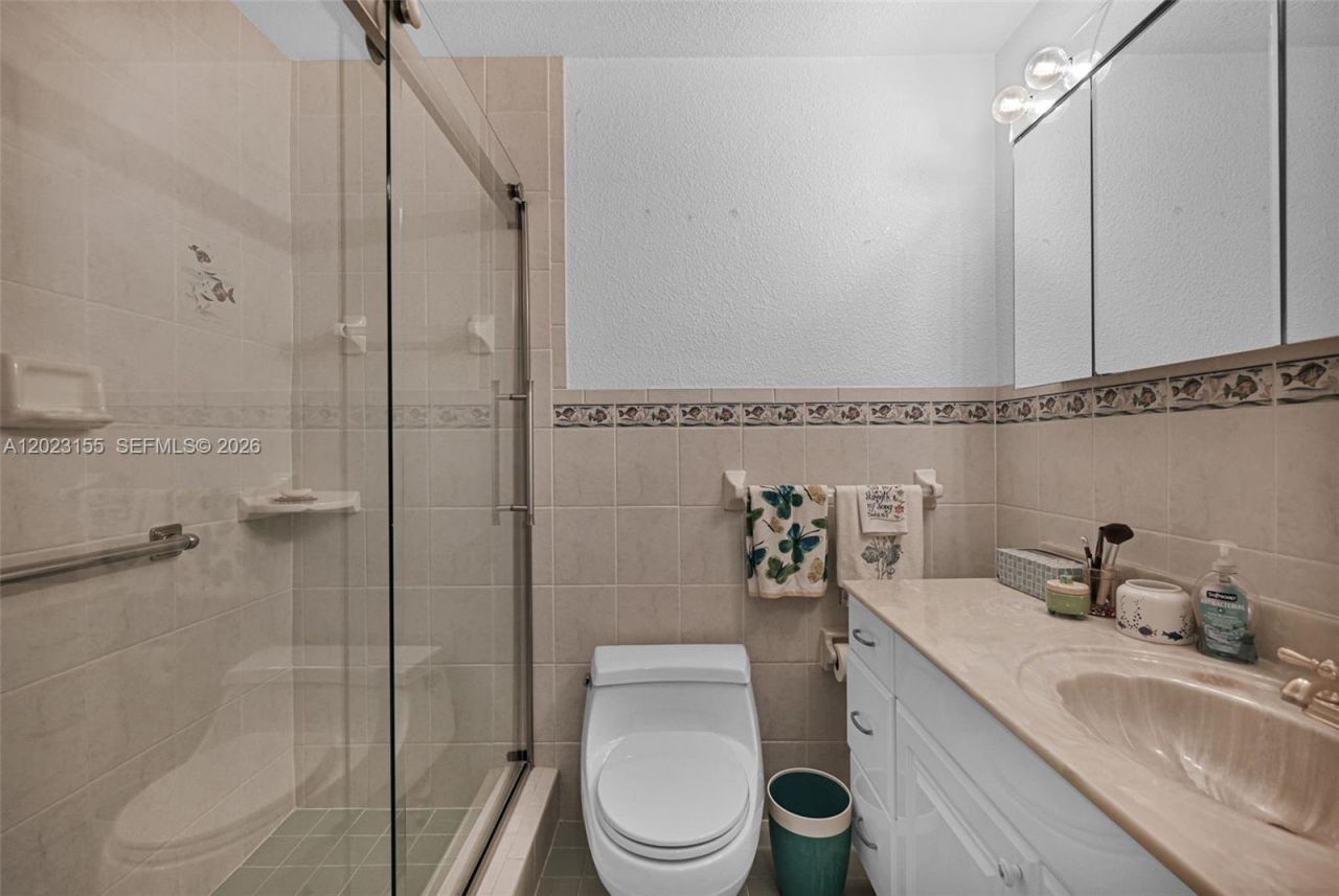 330 Briarwood Cir , Unit 3-19, Hollywood, FL 33024 Photo