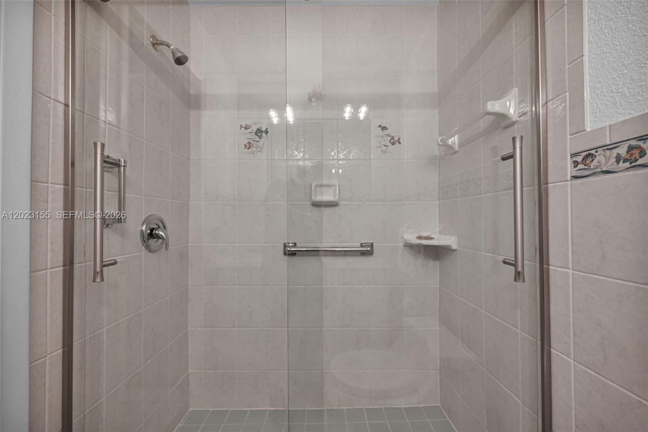 330 Briarwood Cir , Unit 3-19, Hollywood, FL 33024 Photo