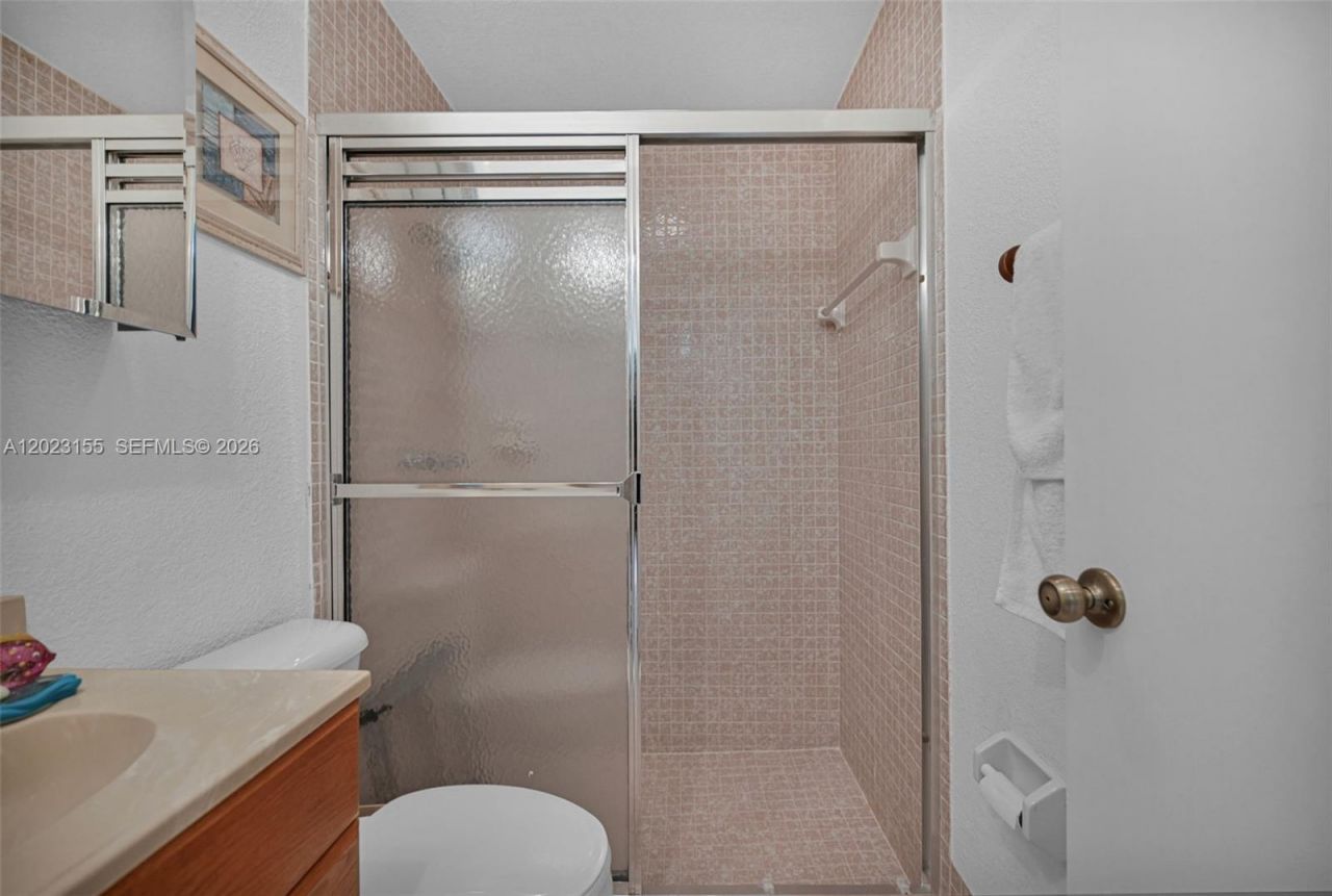 330 Briarwood Cir , Unit 3-19, Hollywood, FL 33024 Photo