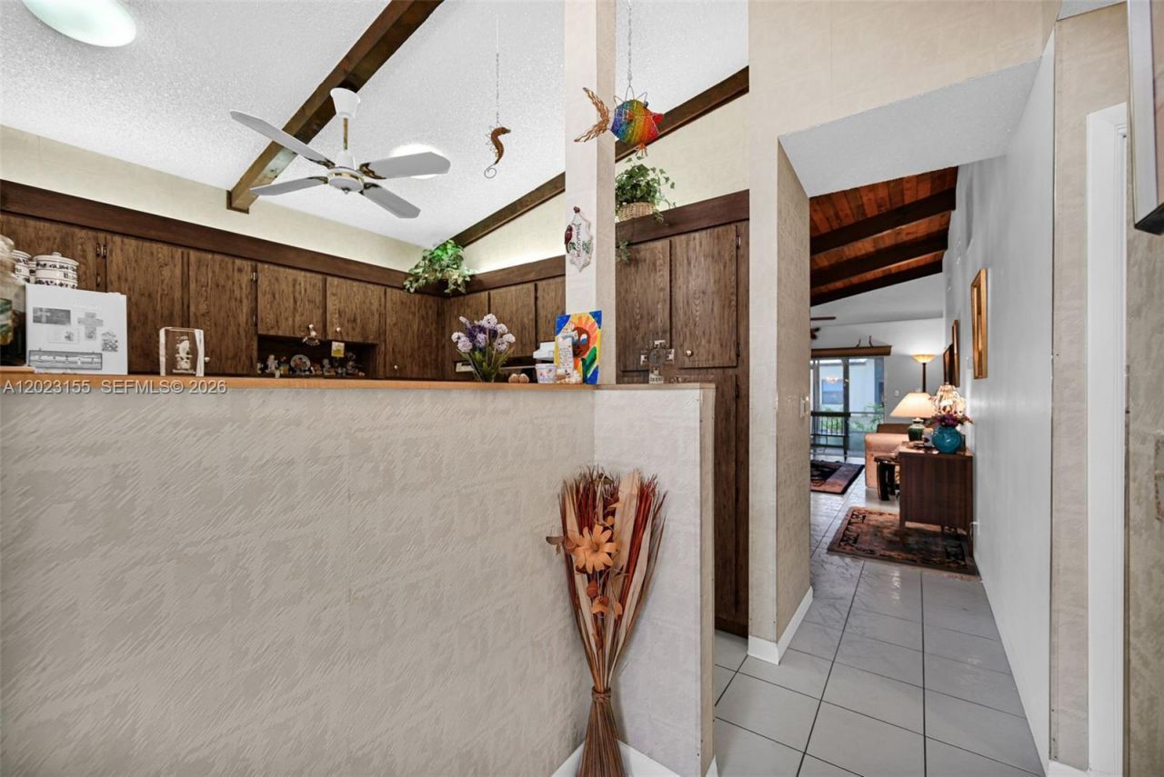 330 Briarwood Cir , Unit 3-19, Hollywood, FL 33024 Photo