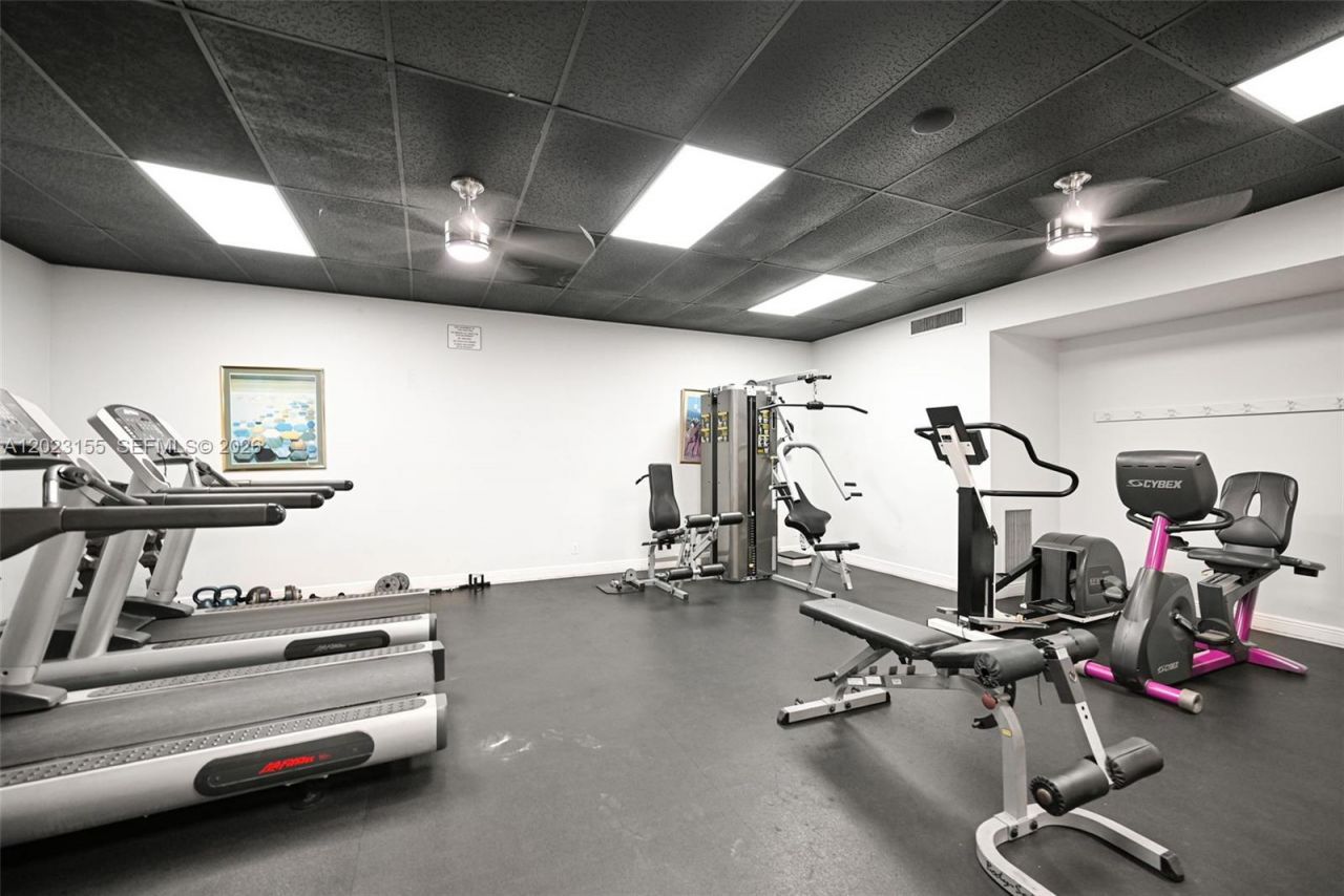 330 Briarwood Cir , Unit 3-19, Hollywood, FL 33024 Photo