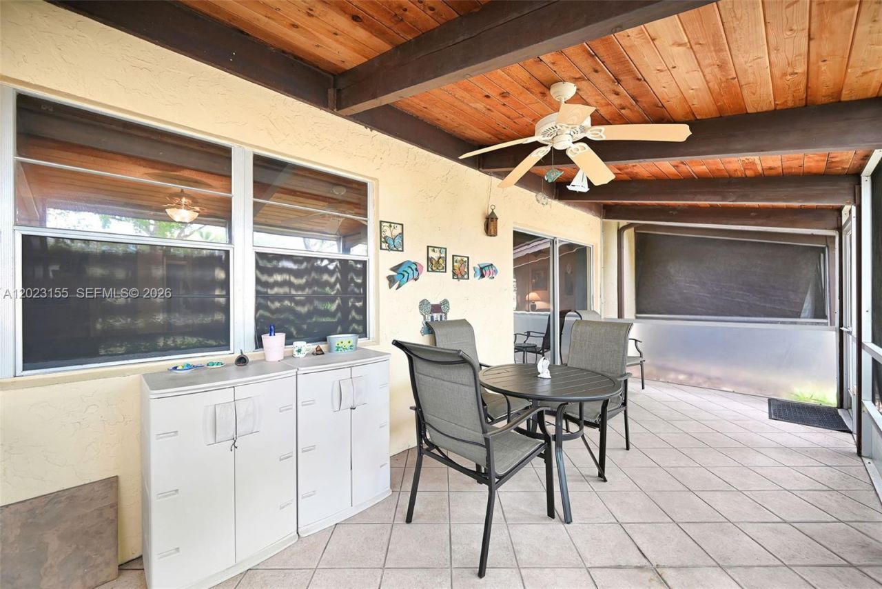 330 Briarwood Cir , Unit 3-19, Hollywood, FL 33024 Photo