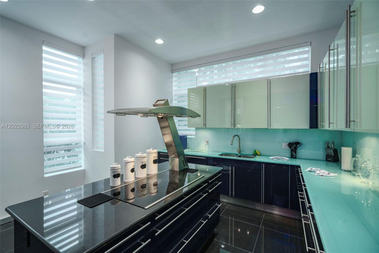 5432 NE 21st Ter , Fort Lauderdale, FL 33308 Photo