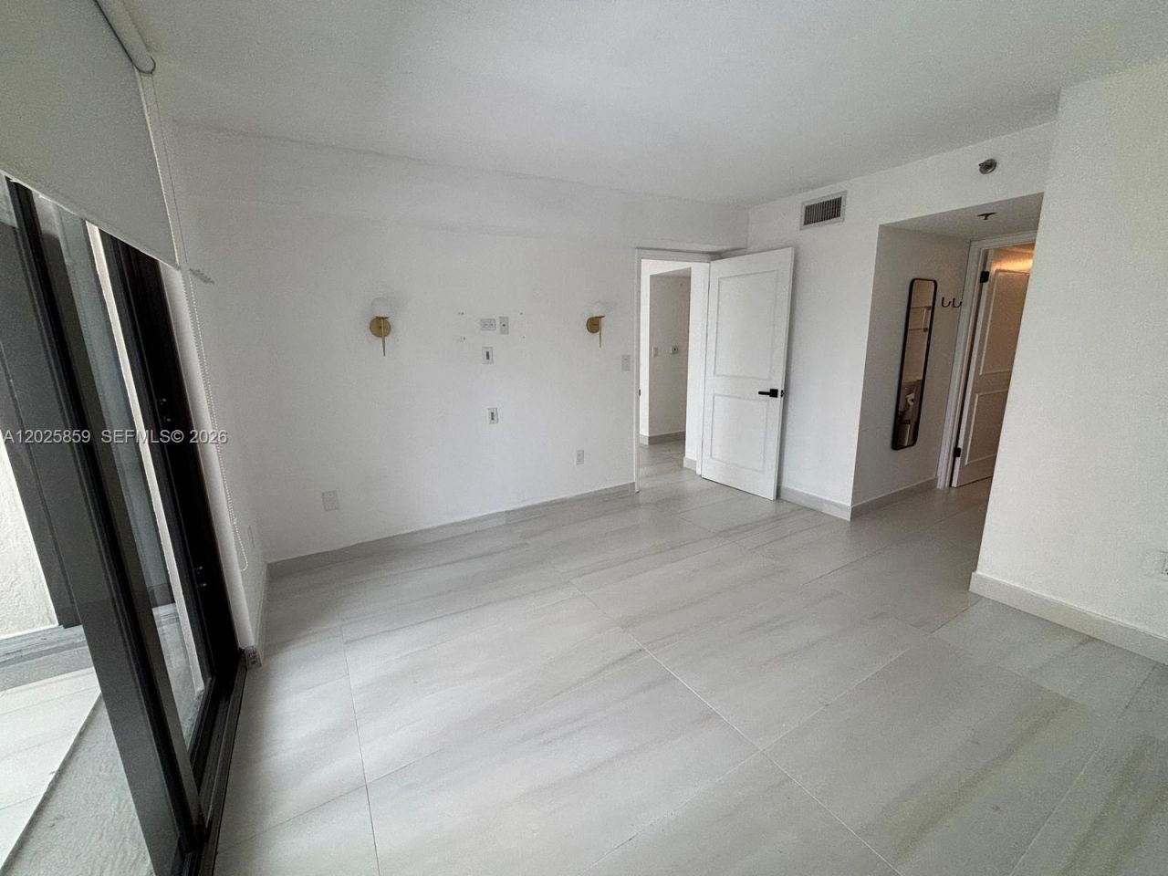 540 Brickell Key Dr , Unit 1024, Miami, FL 33131 Photo