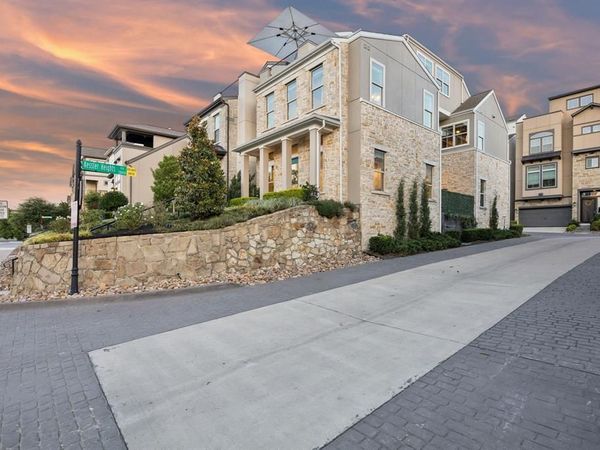 1925 Woodland Heights Place, Dallas, TX 75208