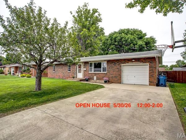 416 Sanders Street , Bethalto, IL 62010