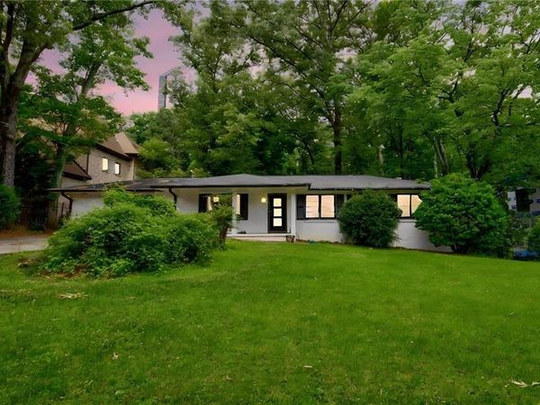 3328 Ferncliff Place NE, Atlanta, GA 30324