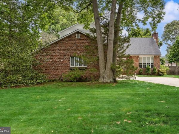 2413 CLOVER LANE, MILLVILLE, NJ 08332