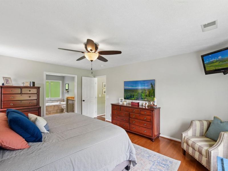 7757 Dennler Lane, Cincinnati, OH 45247 Photo 40