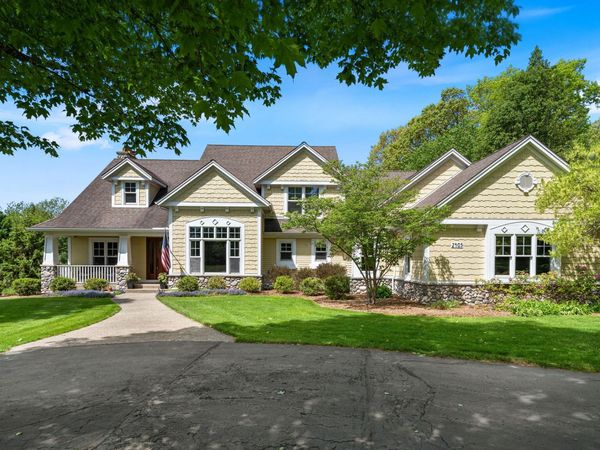 2405 Orchid Court SE, Ada, MI 49301