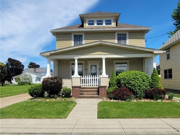 322 Lake Shore Drive E, Dunkirk, NY 14048
