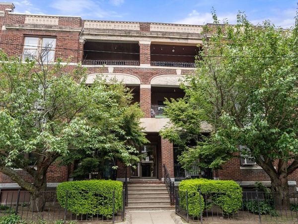 317 Summit Avenue, Unit 9, Boston, MA 02135