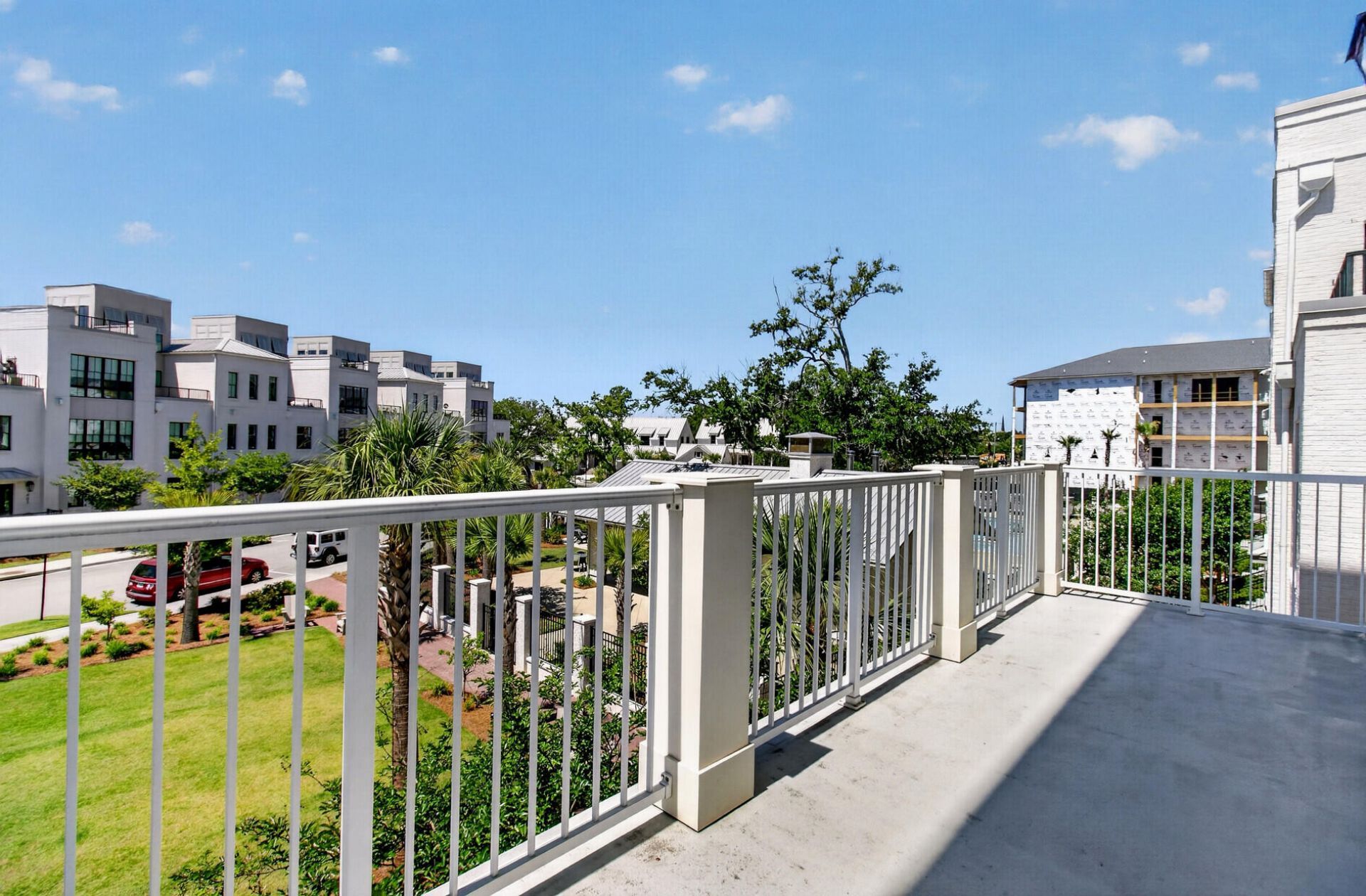 301 Longshore Street Photo 30