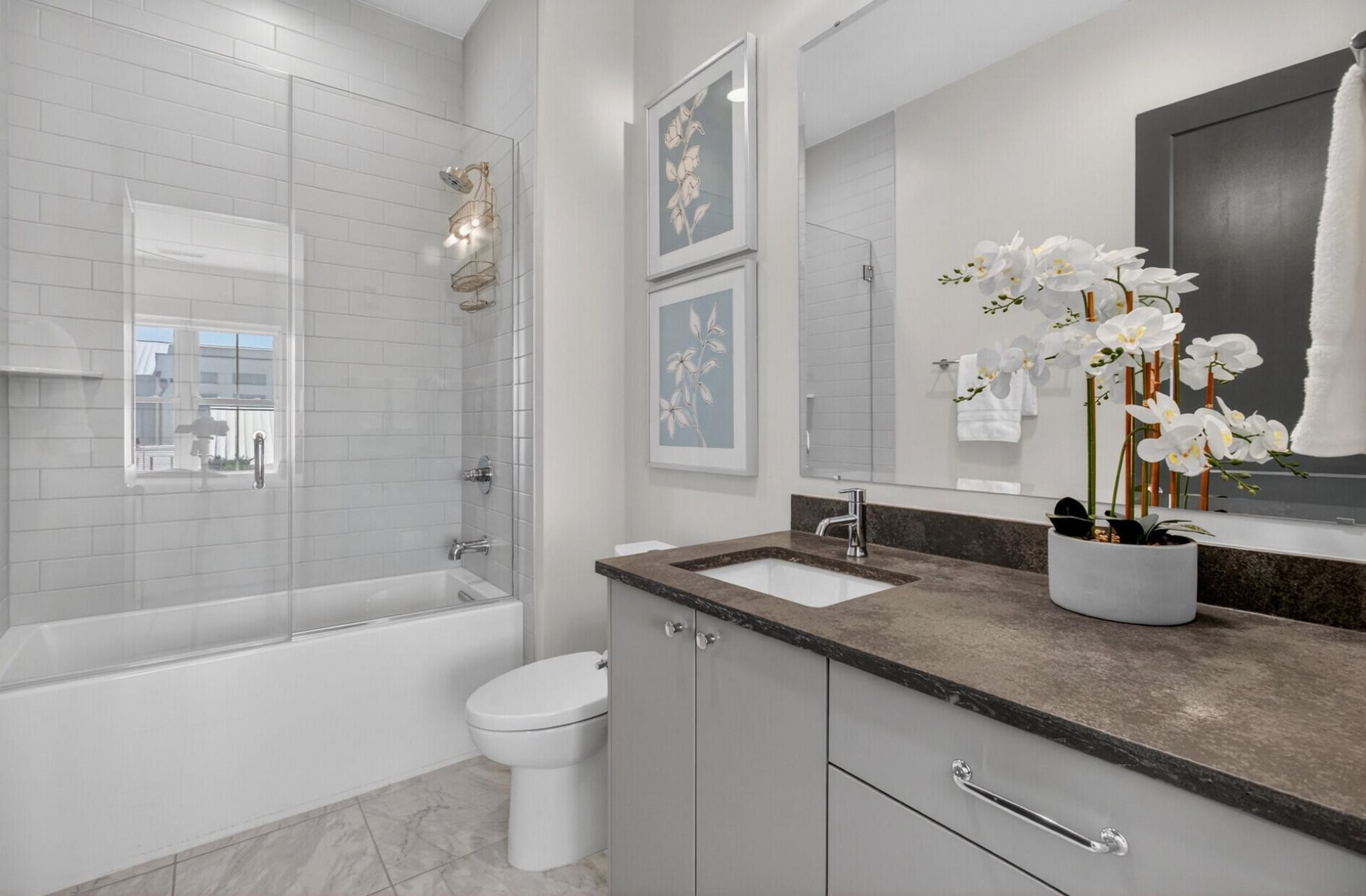 301 Longshore Street Photo 35