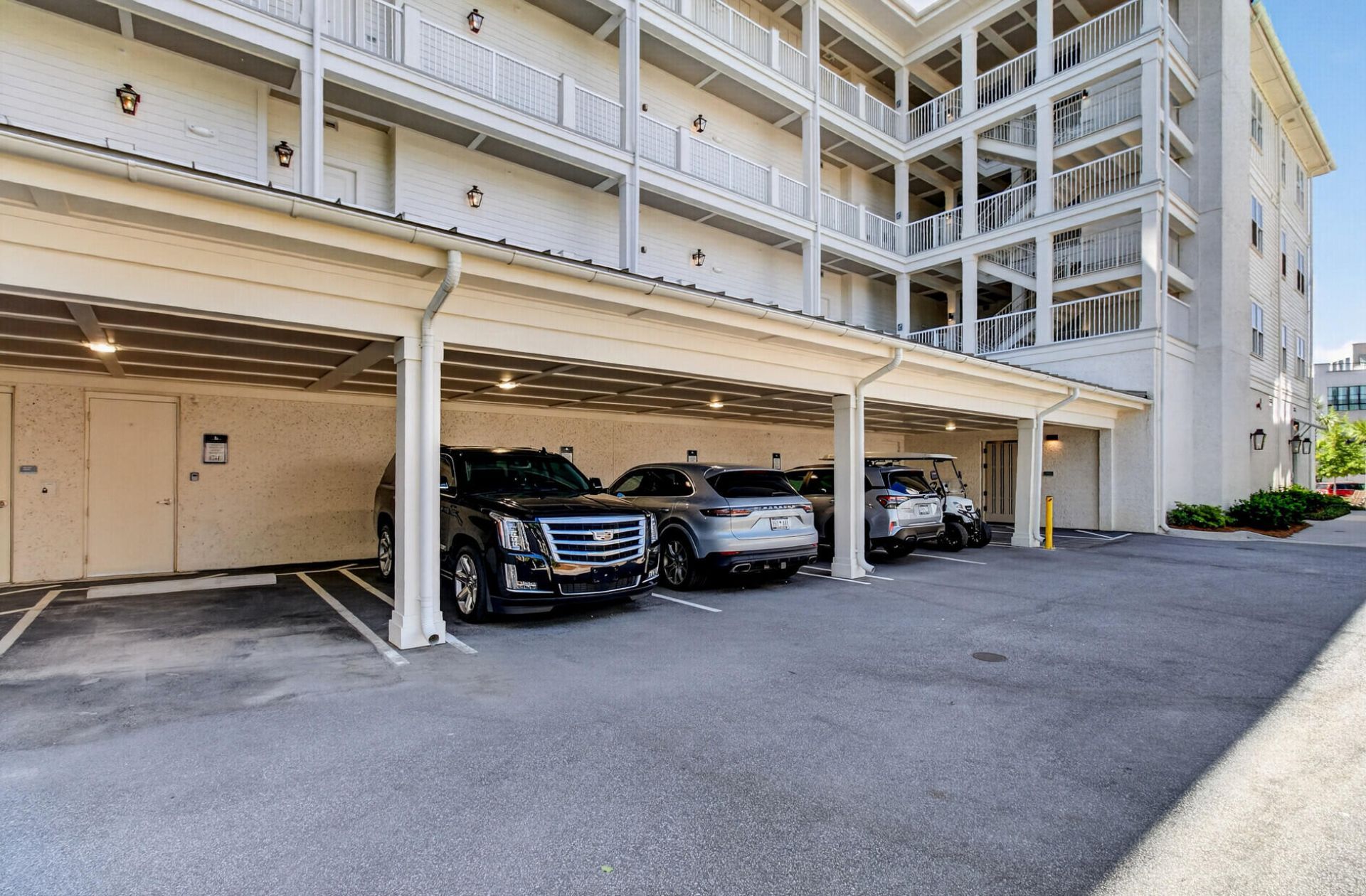 301 Longshore Street Photo 41
