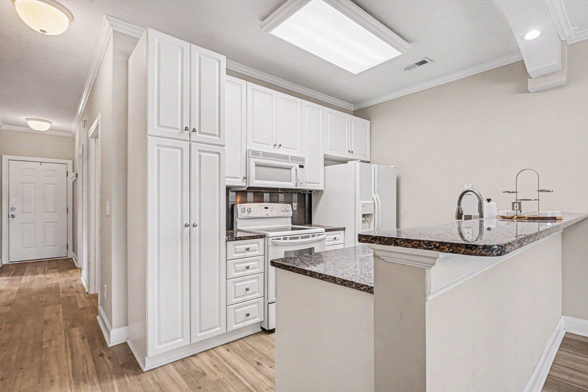 4503 W Harbour Ct.  Photo 4