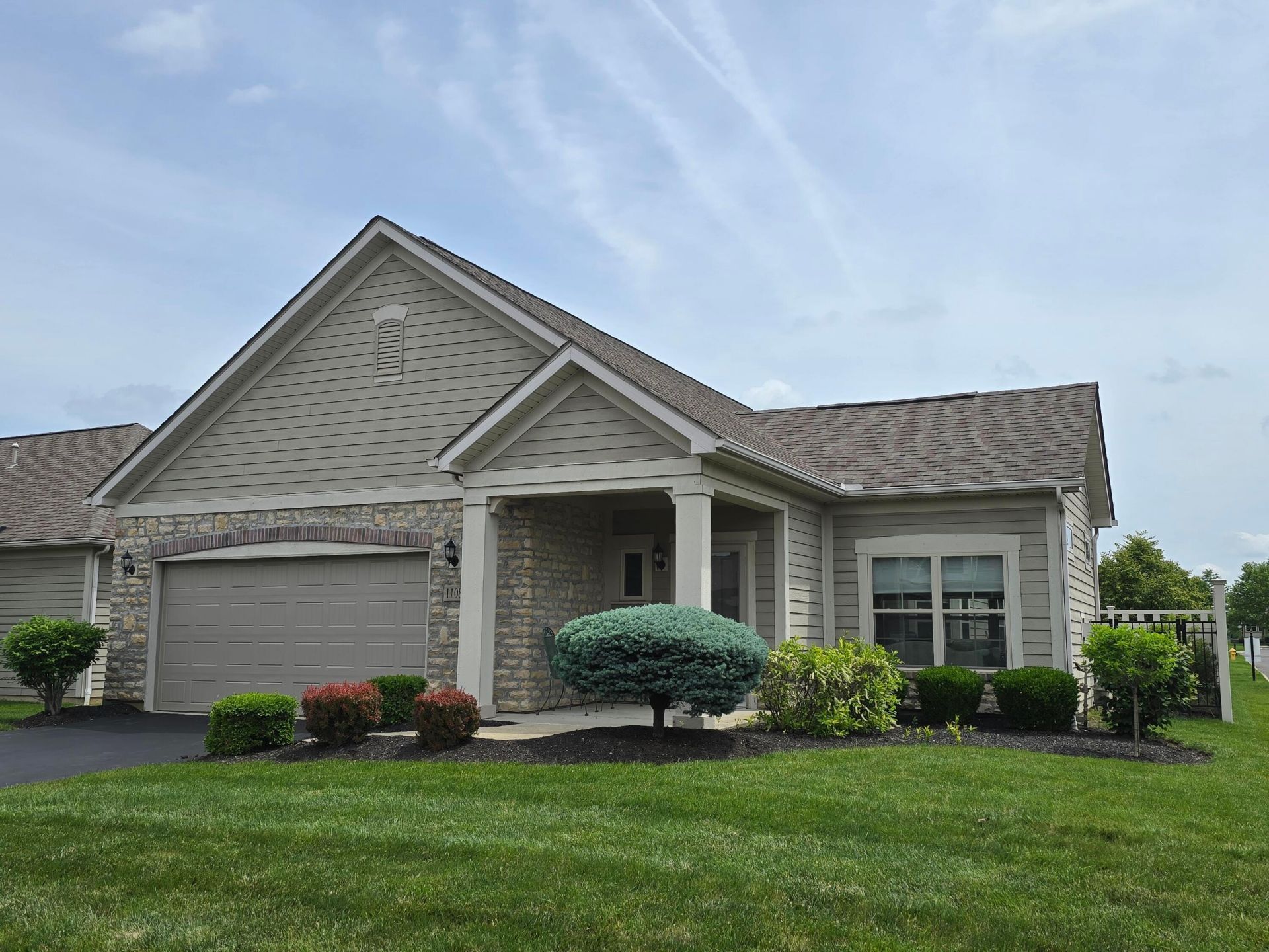 1108 Little Bear Drive , Lewis Center, OH 43035 Main Photo