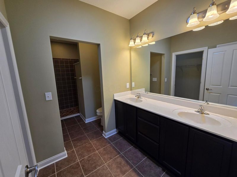 1108 Little Bear Drive, Lewis Center, OH 43035 Photo 13