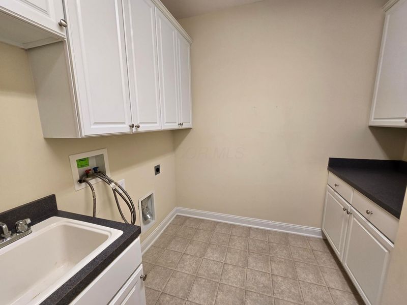 1108 Little Bear Drive, Lewis Center, OH 43035 Photo 19