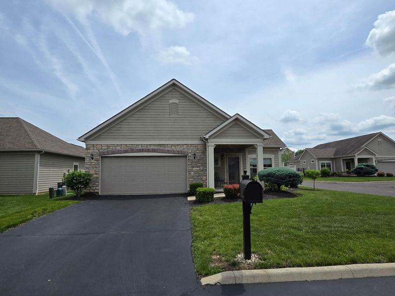 1108 Little Bear Drive , Lewis Center, OH 43035 Photo 3