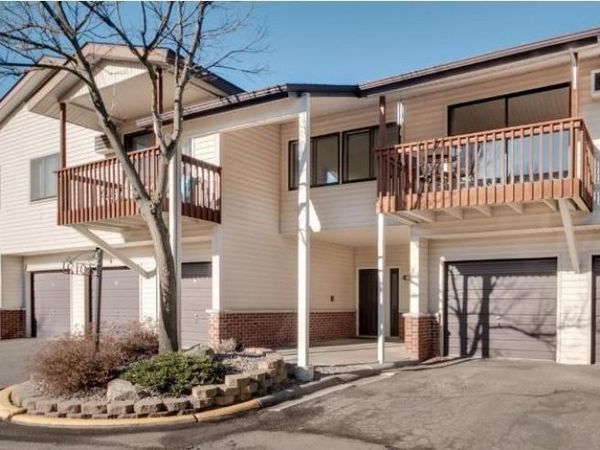 4012 Foss Road, Unit 206, Saint Anthony, MN 55421