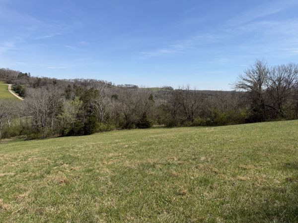 12 Fly Rd , Santa Fe, TN 38482