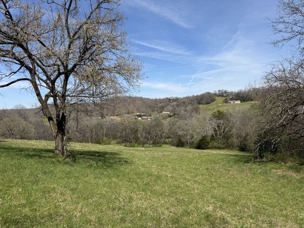 23 Fly Rd , Santa Fe, TN 38482