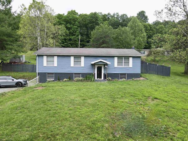 596 Stony Run Road, Buckhannon, WV 26201