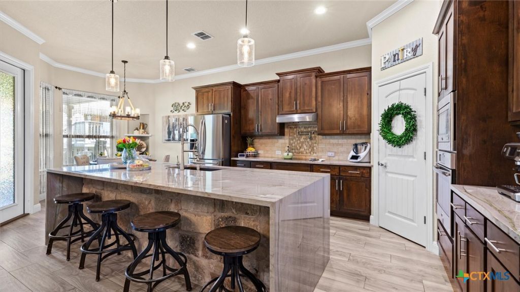 2227 Deer Run Ridge, New Braunfels, TX 78132 Main Photo