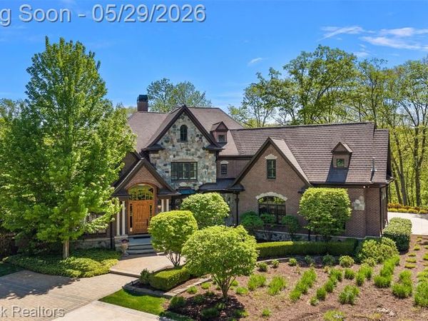 9716 Hadley Road, Independence Twp, MI 48348