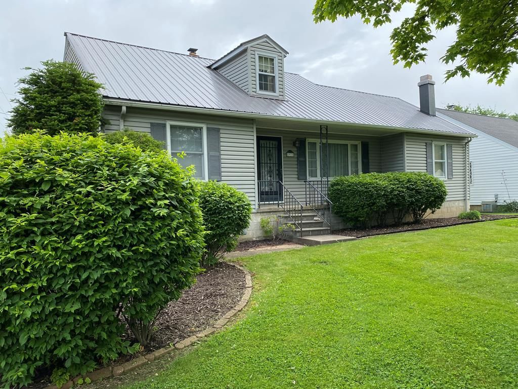 97 Parkwood Drive, Shelby, OH 44875 Main Photo