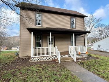 1002 Jefferson, Bergholz, OH 43908