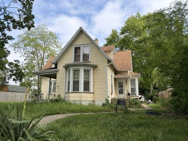 533 9th Street , Lasalle, IL 61301