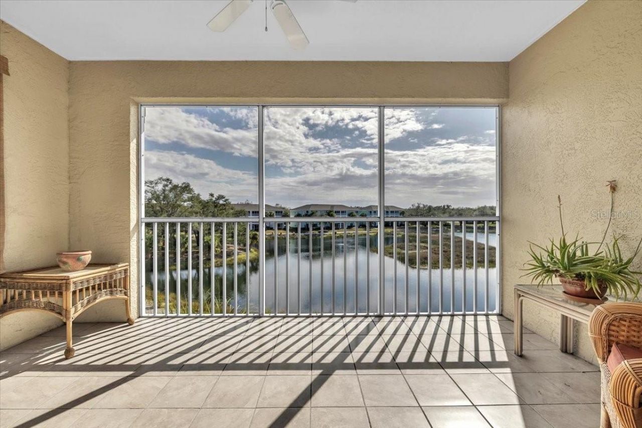 19335 Water Oak Drive , Unit 301, Port Charlotte, FL 33948 Photo