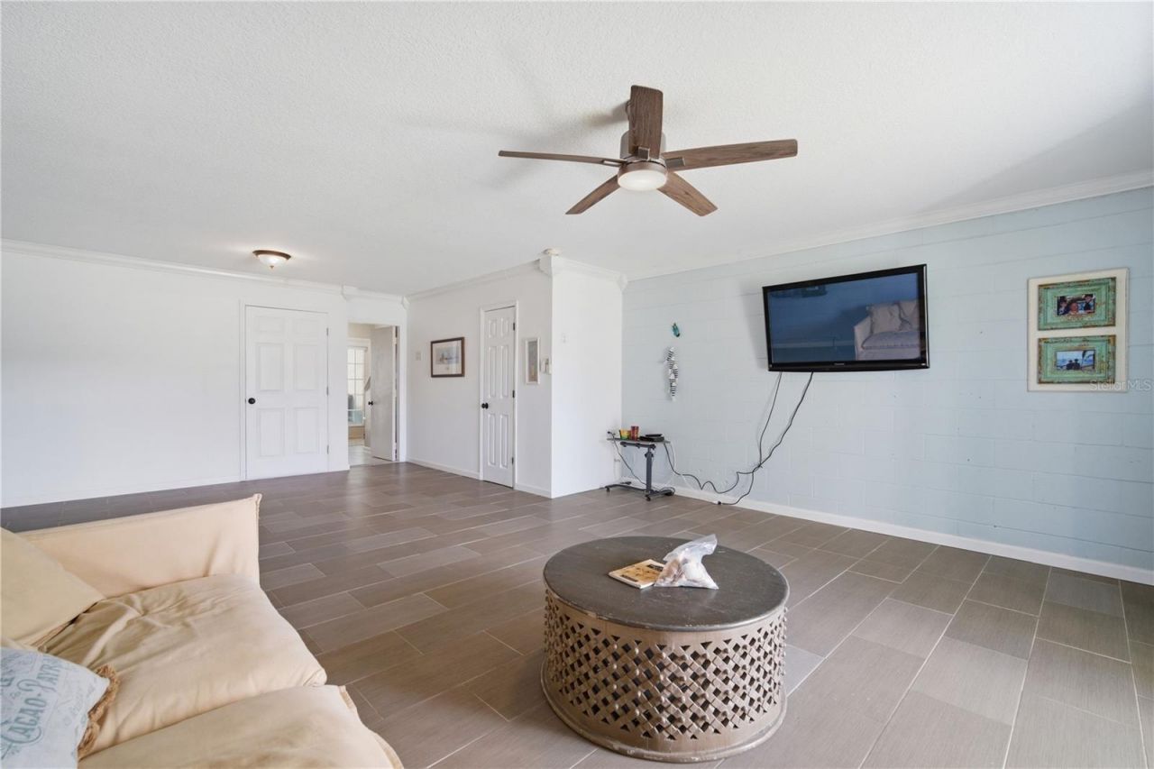 643 Garland Circle, Indian Rocks Beach, FL 33785 Photo