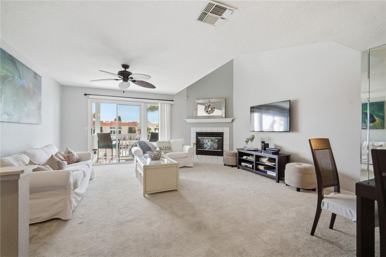 643 Garland Circle, Indian Rocks Beach, FL 33785 Photo