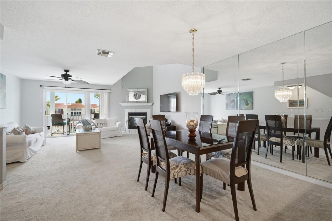 643 Garland Circle, Indian Rocks Beach, FL 33785 Photo