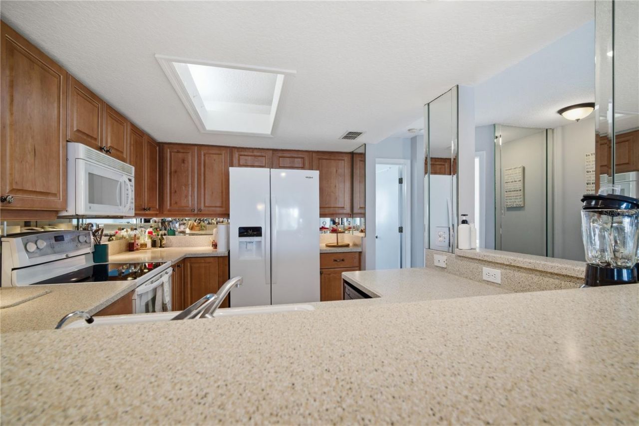 643 Garland Circle, Indian Rocks Beach, FL 33785 Photo