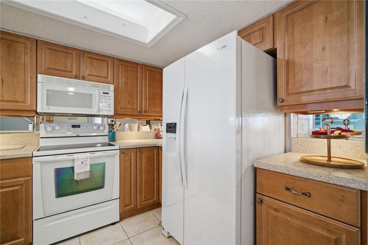 643 Garland Circle, Indian Rocks Beach, FL 33785 Photo