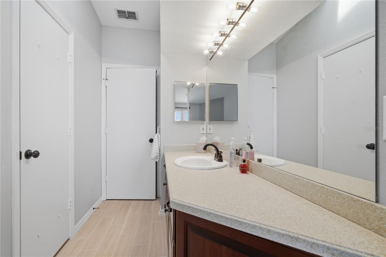 643 Garland Circle, Indian Rocks Beach, FL 33785 Photo