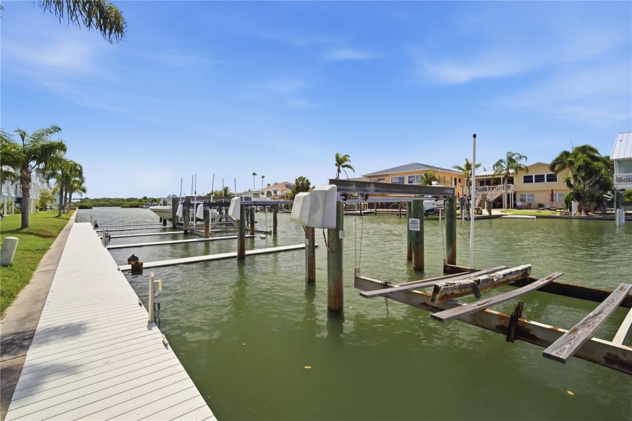 643 Garland Circle, Indian Rocks Beach, FL 33785 Photo