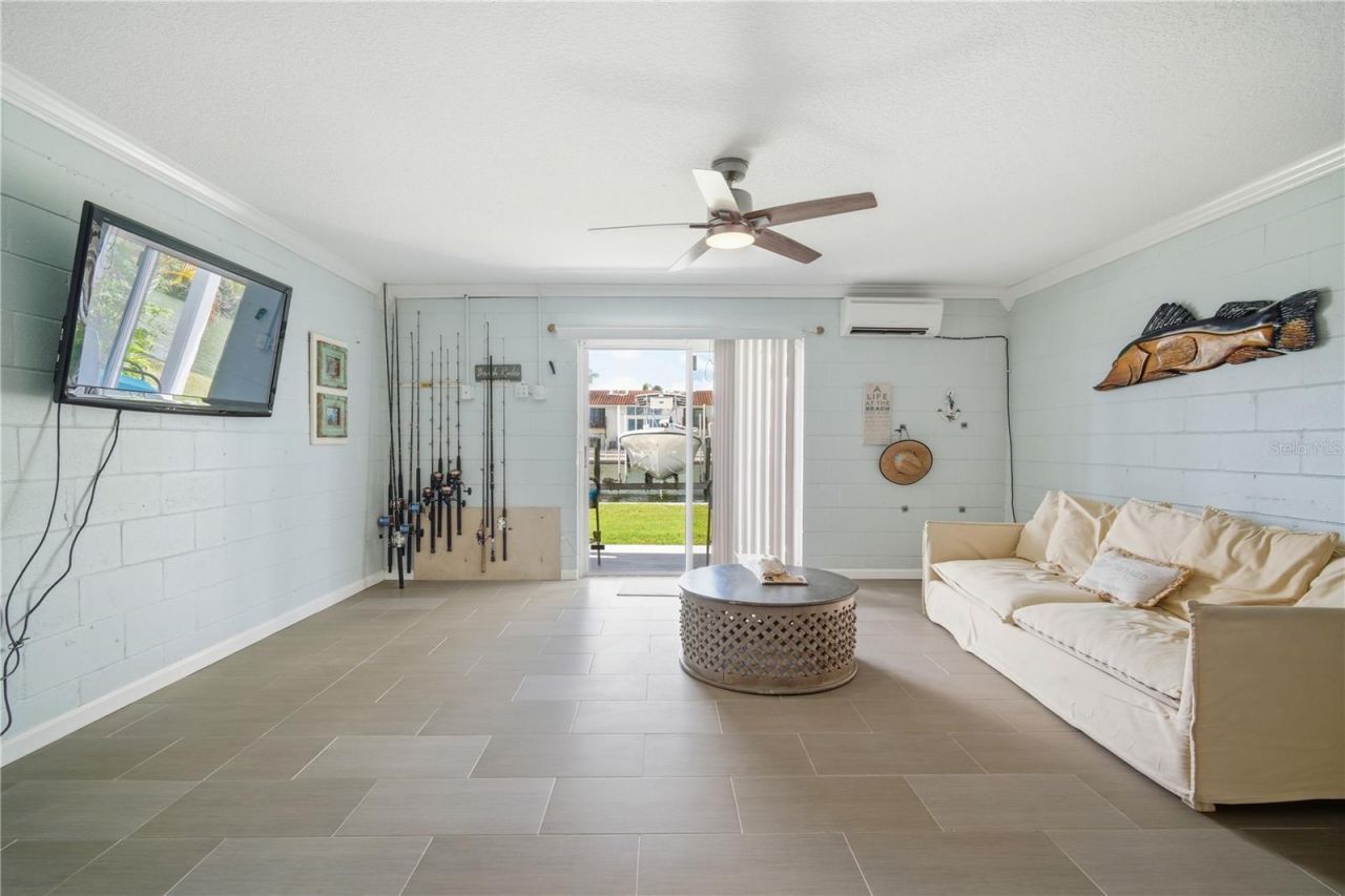 643 Garland Circle, Indian Rocks Beach, FL 33785 Photo