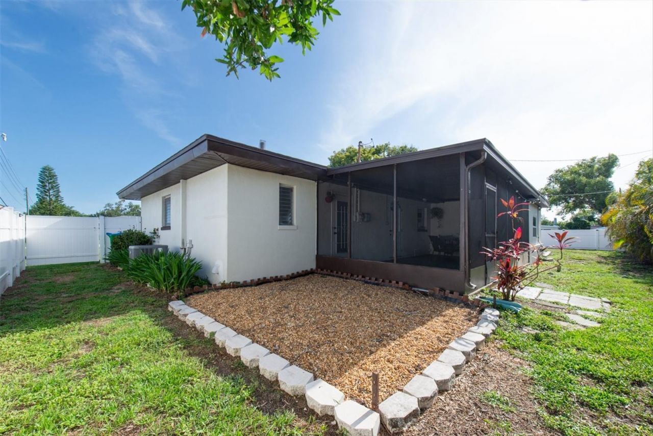 1468 Lemon Street, Clearwater, FL 33756 Photo