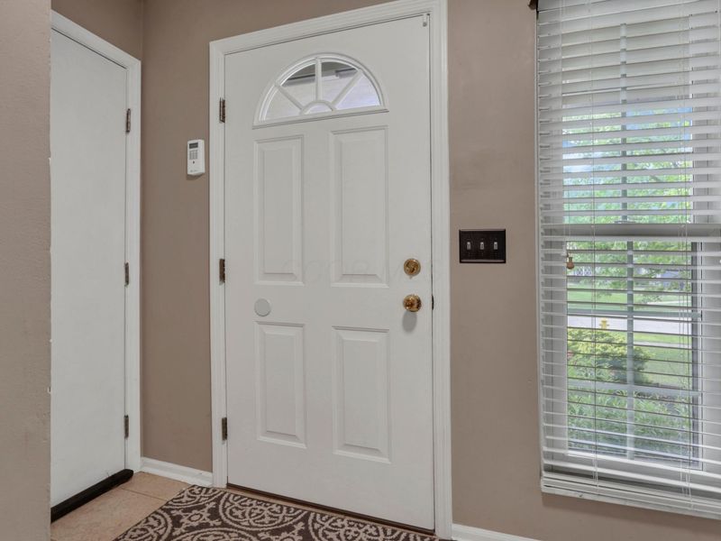 1360 Great Hunter Court, Grove City, OH 43123 Photo 3
