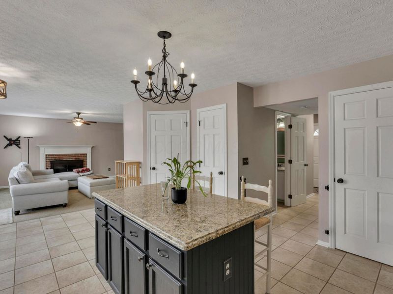 1360 Great Hunter Court, Grove City, OH 43123 Photo 9