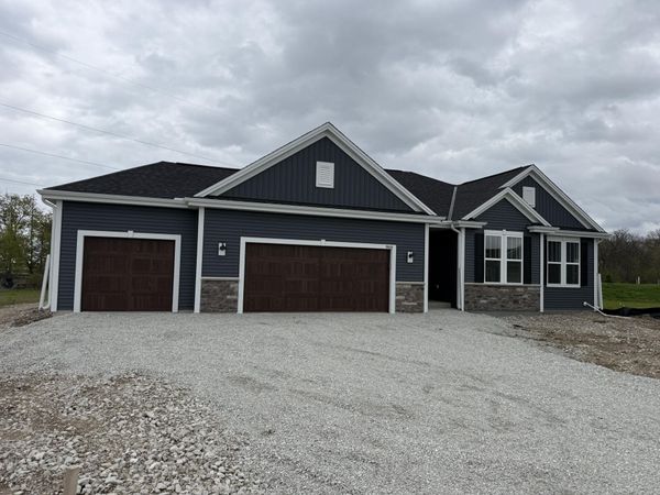 9628 S Sophia Ct, Franklin, WI 53132
