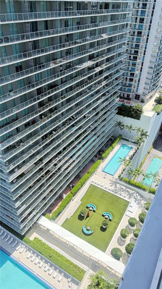 79 SW 12 St, Unit 2911-S, Miami, FL 33130 Photo