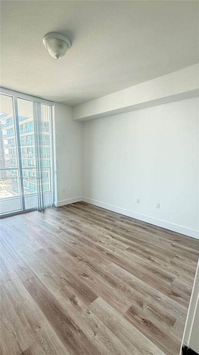 79 SW 12 St, Unit 2911-S, Miami, FL 33130 Photo