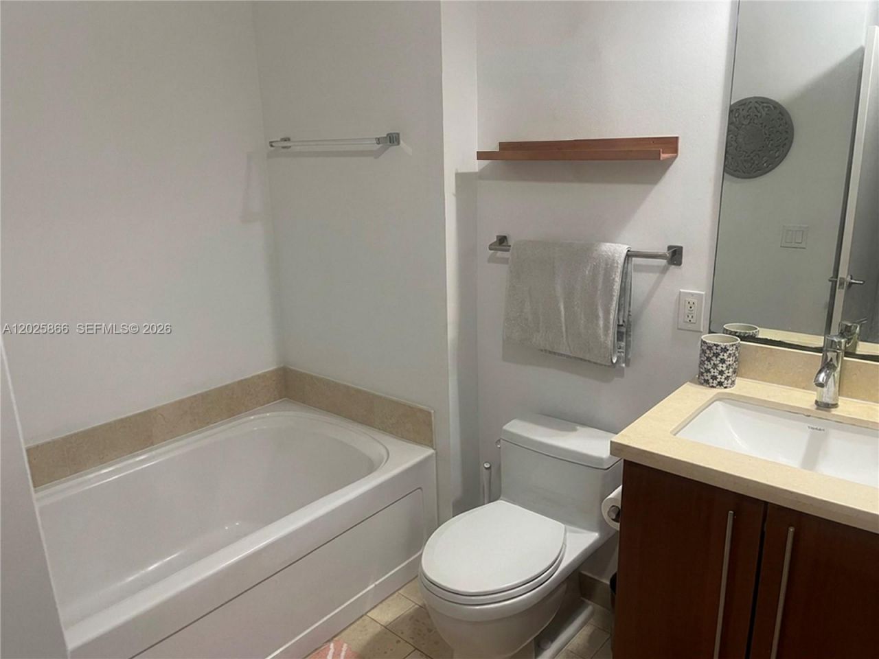 79 SW 12 St, Unit 2911-S, Miami, FL 33130 Photo